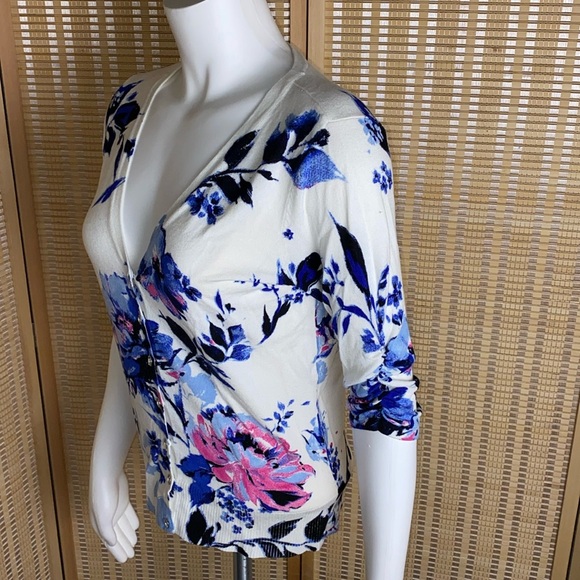 🔷I.N.C. Floral Button Down 3/4 Sleeve Floral Sweater Size Small - Picture 5 of 8